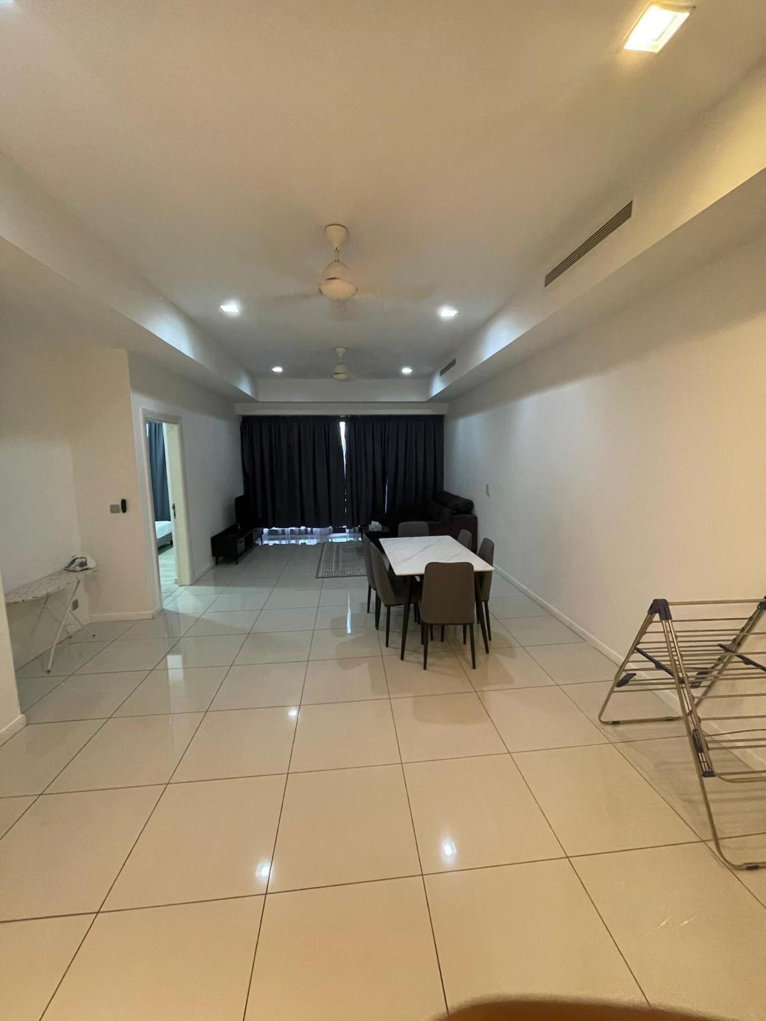 Reizz By Great Service Apartment